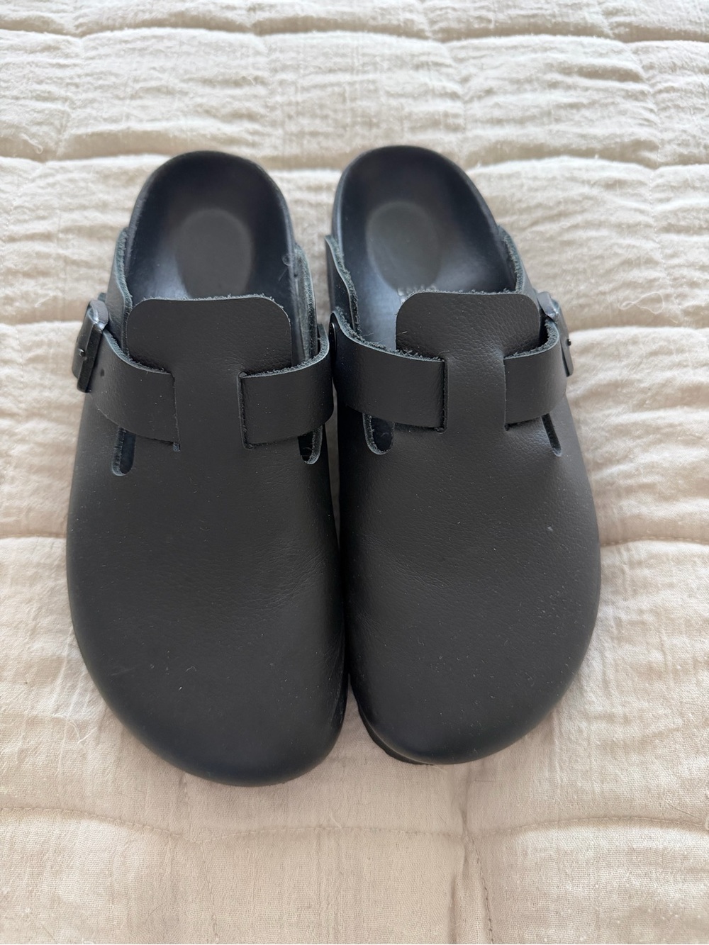 BOSTON CLASSIC FOOTBED : BLACK EXQUISITE SMOOTH LEATHER